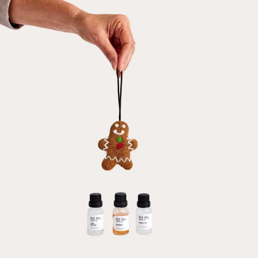 Red Hill Candle Co. Felt Gingerbread Man Air Freshener (Golden Pavlova)